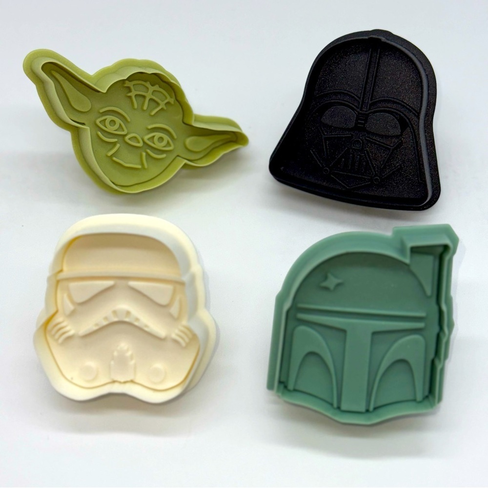 Williams Sonoma Star Wars Cookie Cutters Set - Picture 2 of 4
